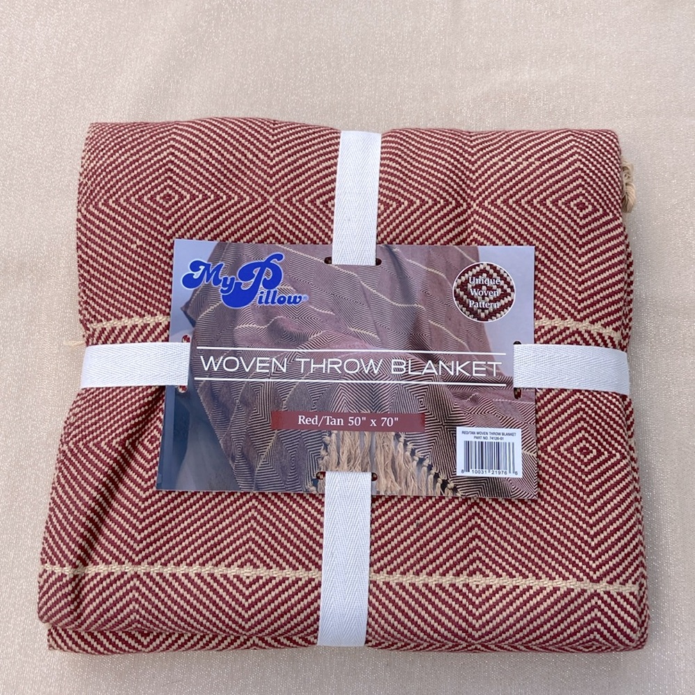 My pillow woven cotton throw new with tags